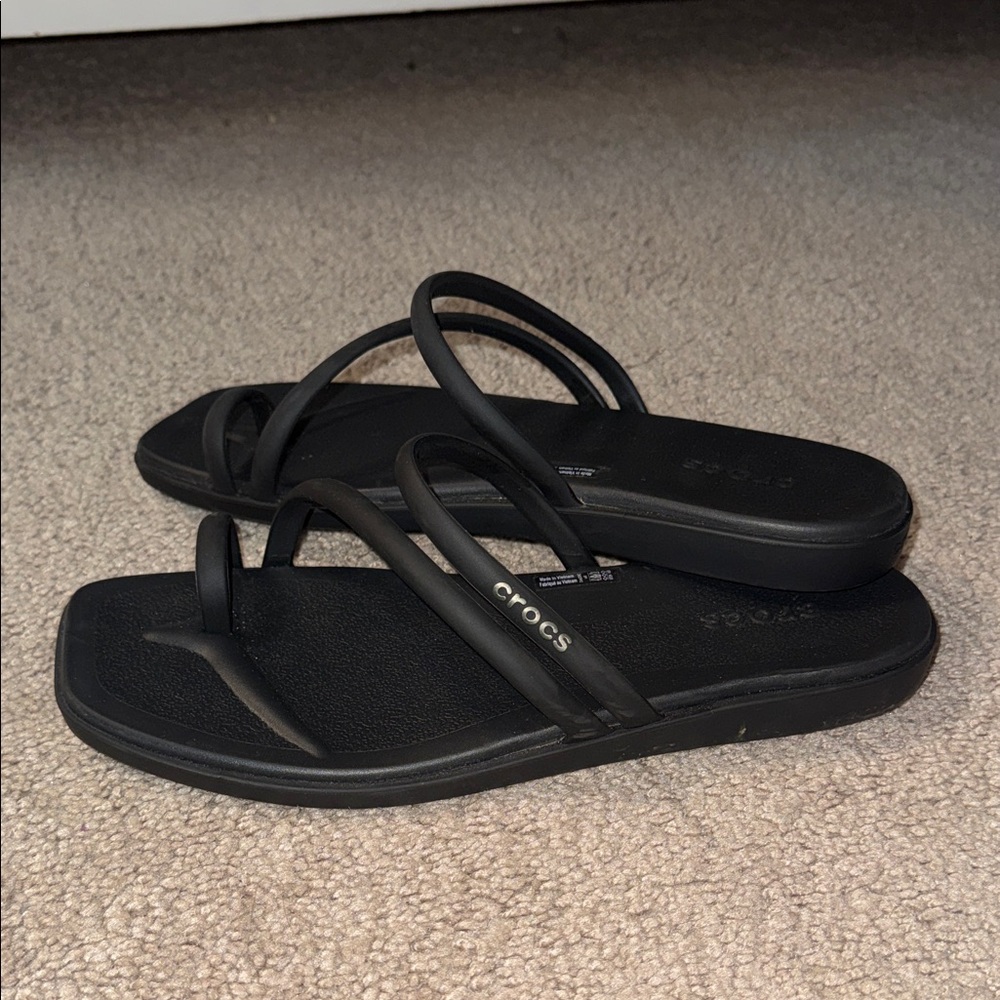 CROCS Women's Triple Strap Black Sandals